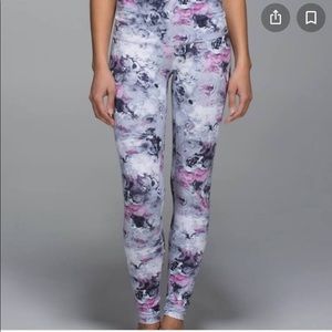 lululemon high waisted floral leggings size 4